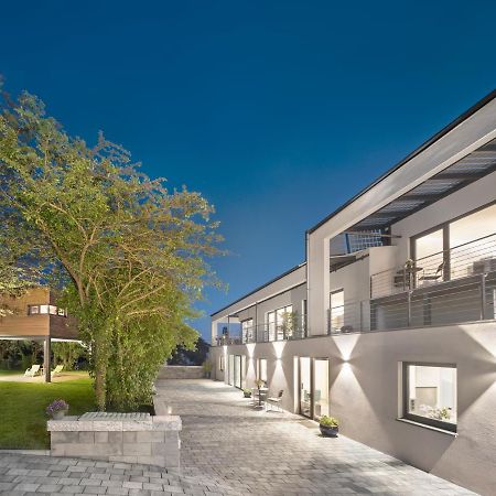 Апартаменты Baumhaus Im Vogelgesang Heuchelheim-Klingen Экстерьер фото