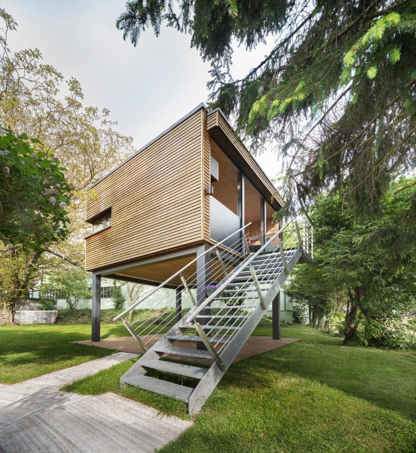 Апартаменты Baumhaus Im Vogelgesang Heuchelheim-Klingen Экстерьер фото